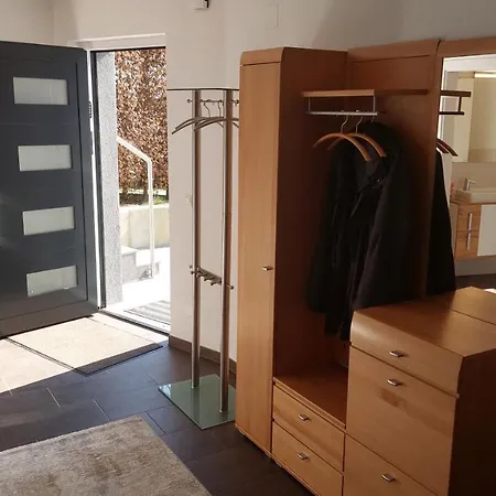 Apartment Claudia Mit Terrasse Nussdorf am Attersee