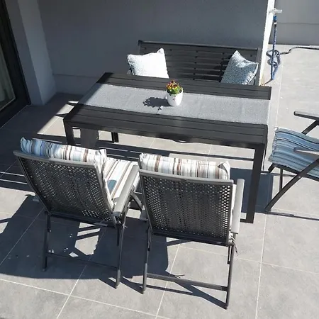 Claudia Mit Terrasse Apartment *